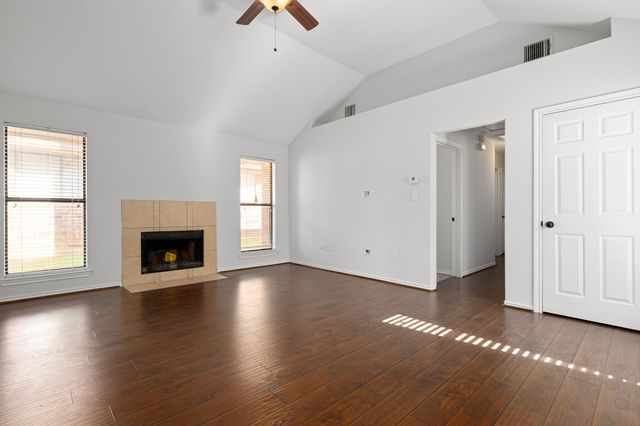743 Red Oak Drive, Lewisville, TX 75067
