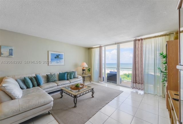 5601 Collins Ave 512A, Miami Beach, FL 33140