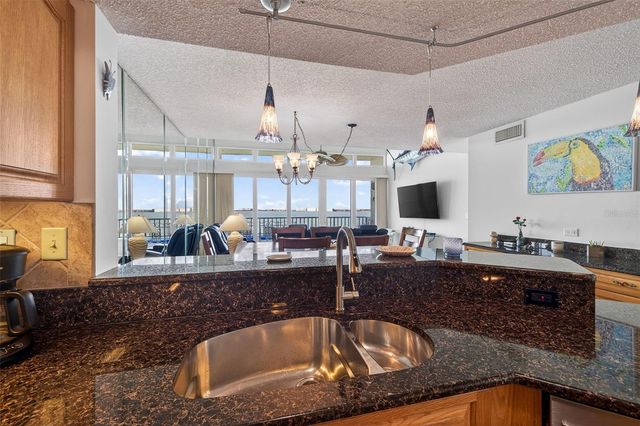 5279 ISLA KEY BOULEVARD S 410, St Petersburg, FL 33715