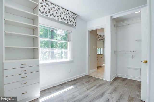 8500 BROOK RD, Mclean, VA 22102