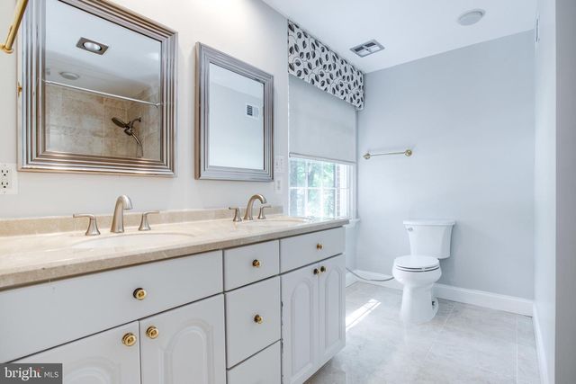8500 BROOK RD, Mclean, VA 22102