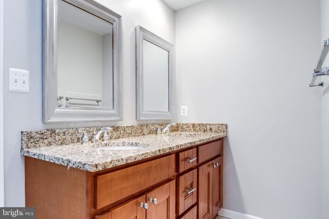 8500 BROOK RD, Mclean, VA 22102