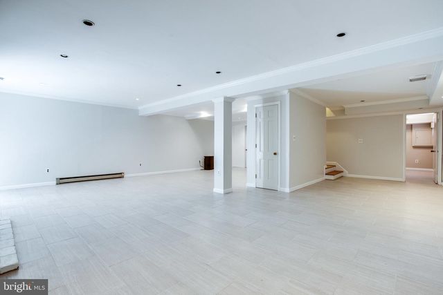 8500 BROOK RD, Mclean, VA 22102