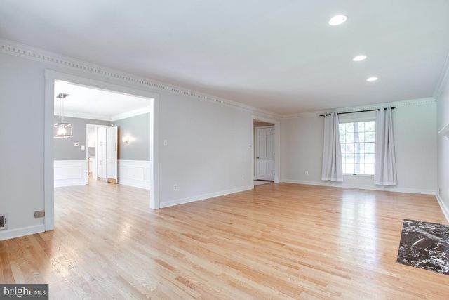 8500 BROOK RD, Mclean, VA 22102