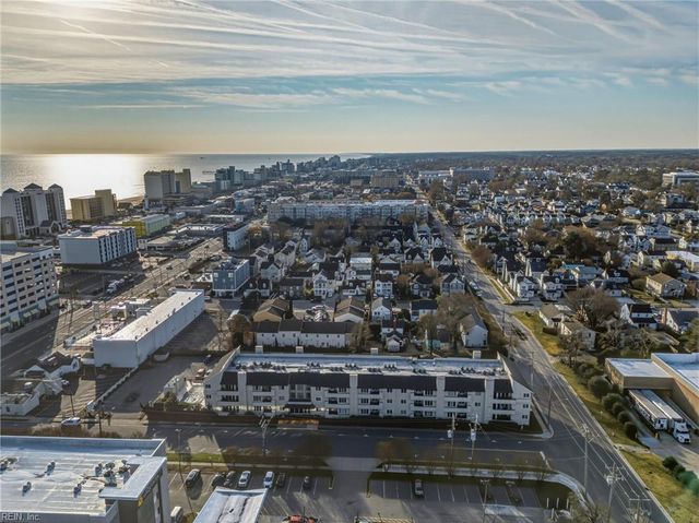304 28th St Unit 105, Virginia Beach, VA 23451