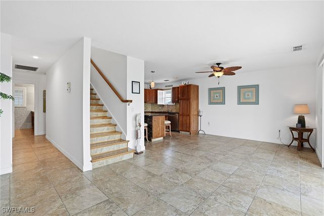 850 Oak ST, Fort Myers Beach, FL 33931