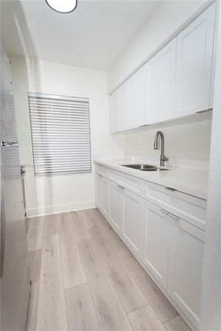 111 SW 31st Ct, Miami, FL 33135