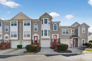 2838 Avalon Loop Road, Charlotte, NC 28269