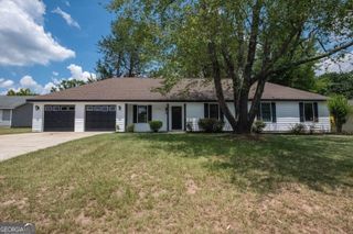 224 Crestwood Circle, Centerville, GA 31028