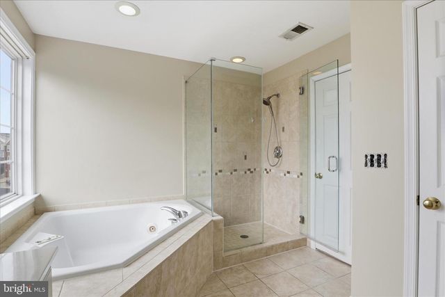 43909 THORNCROFT TER, Ashburn, VA 20148