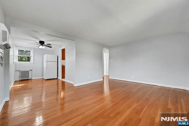 62 Reid Avenue, Bergenfield, NJ 07621