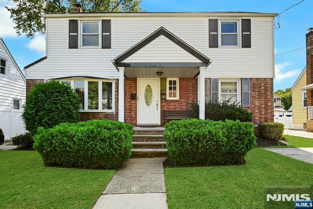 62 Reid Avenue, Bergenfield, NJ 07621