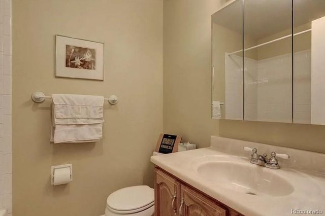 14667 W Ellsworth Ave, Golden, CO 80401