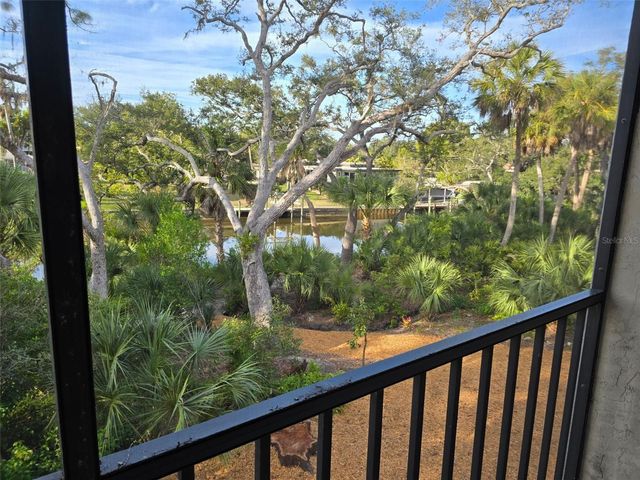 2718 ORCHID OAKS DRIVE C202, Sarasota, FL 34239