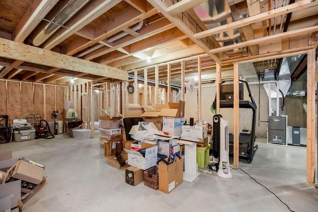 511 Hampstead Drive, Raymore, MO 64083