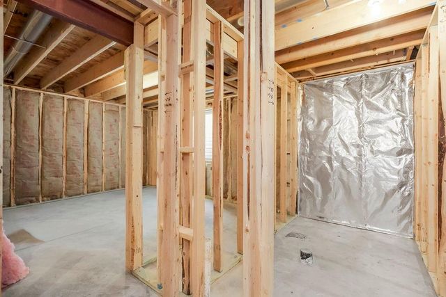 511 Hampstead Drive, Raymore, MO 64083