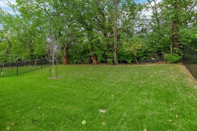 511 Hampstead Drive, Raymore, MO 64083