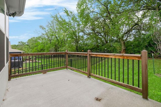 511 Hampstead Drive, Raymore, MO 64083