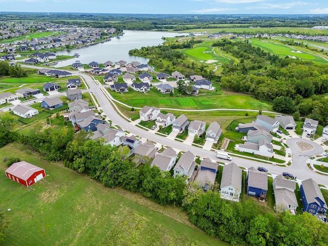 511 Hampstead Drive, Raymore, MO 64083