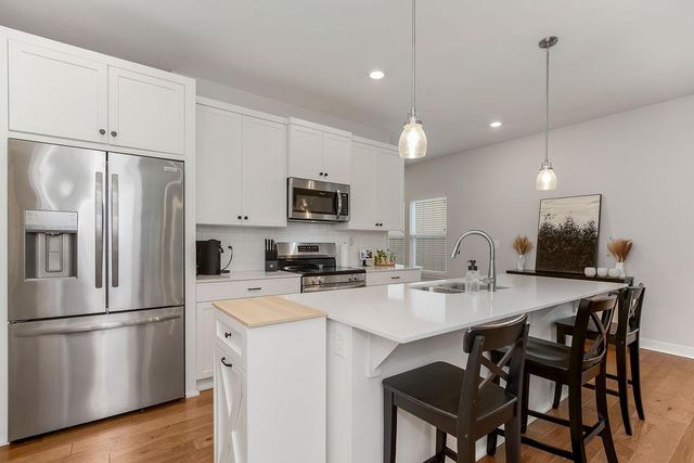 511 Hampstead Drive, Raymore, MO 64083