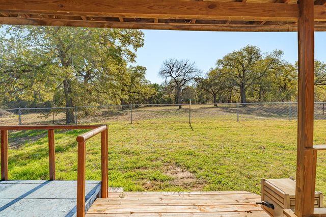 1375 N Lakeview Drive, Palo Pinto, TX 76484