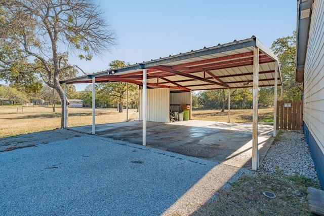 1375 N Lakeview Drive, Palo Pinto, TX 76484