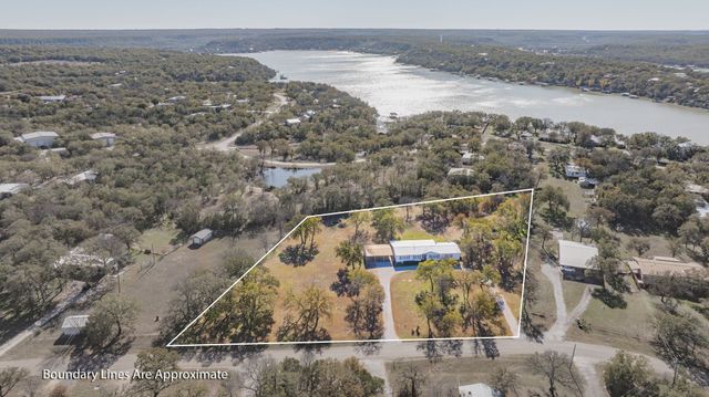 1375 N Lakeview Drive, Palo Pinto, TX 76484
