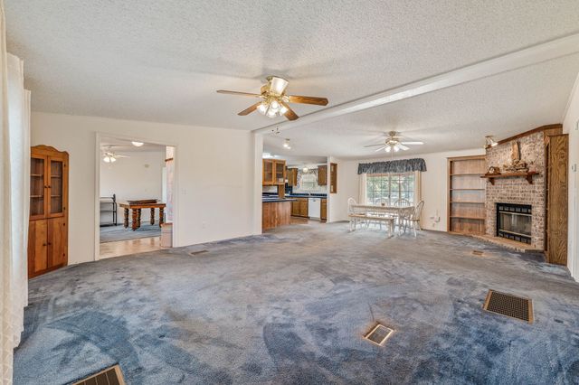 1375 N Lakeview Drive, Palo Pinto, TX 76484