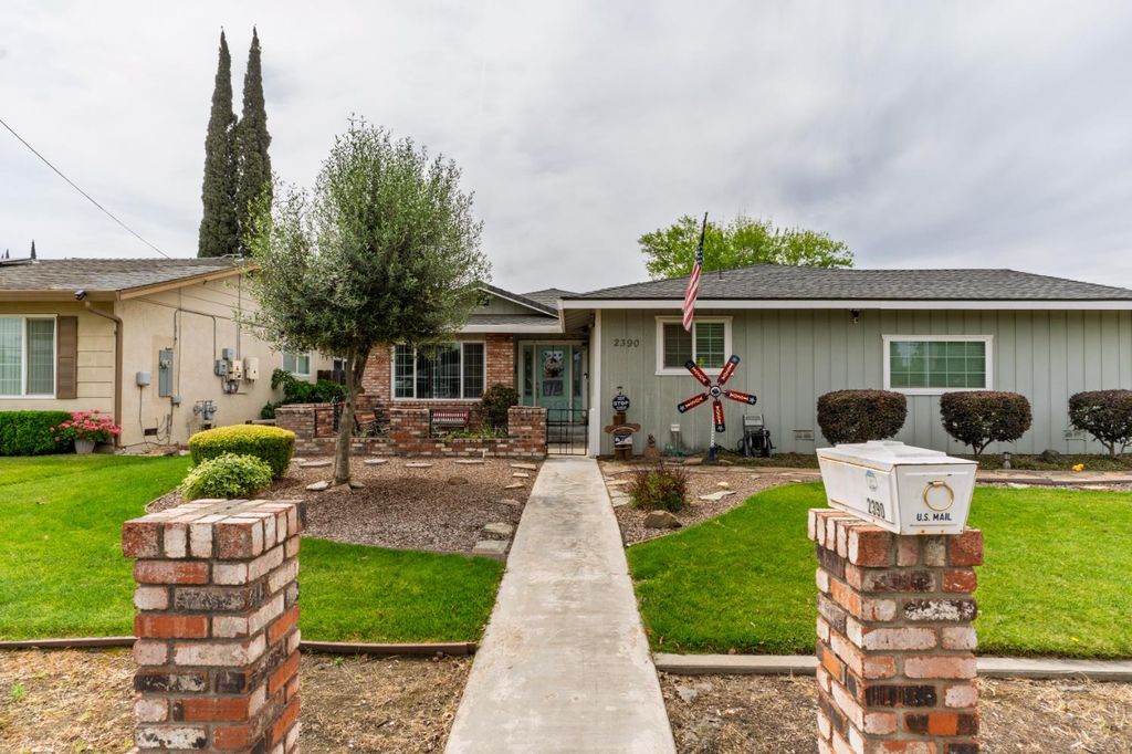 Image 1 of property listing at 2390 Fruitland Avenue, Atwater, CA 95301