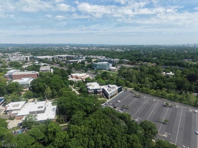 825 Bishop St, Union Twp., NJ 07083