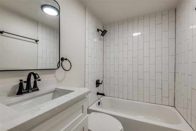 2415 Dathe Street, Dallas, TX 75215