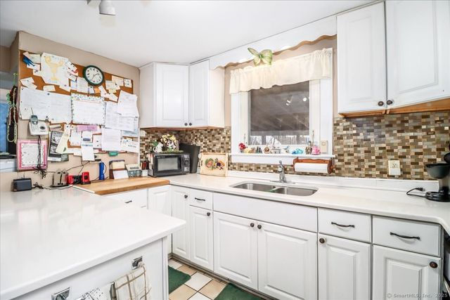 129 Housatonic Avenue, New Milford, CT 06776