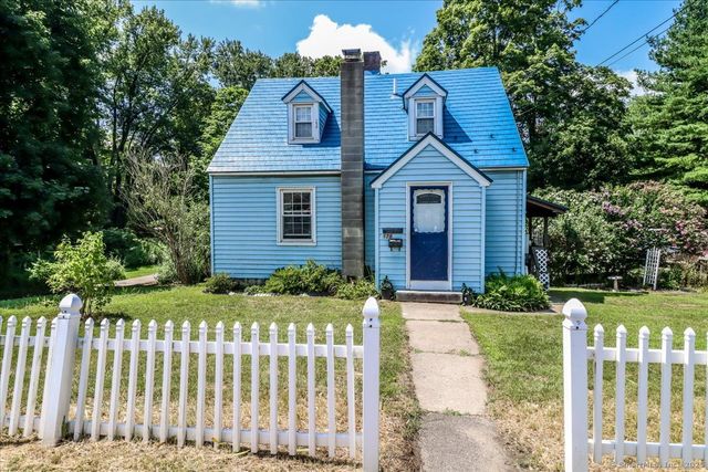 129 Housatonic Avenue, New Milford, CT 06776
