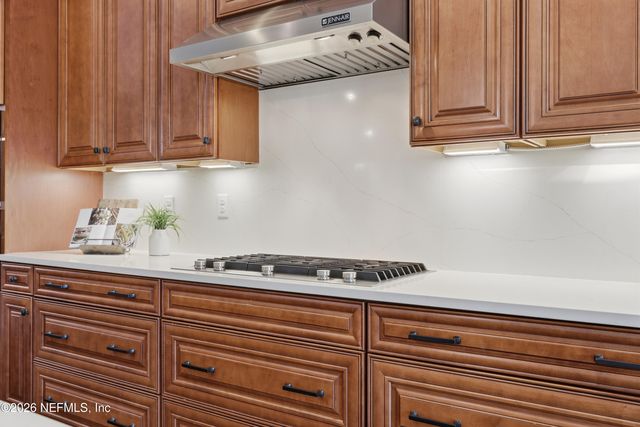 568 TIMBER BRIDGE Lane, Atlantic Beach, FL 32233