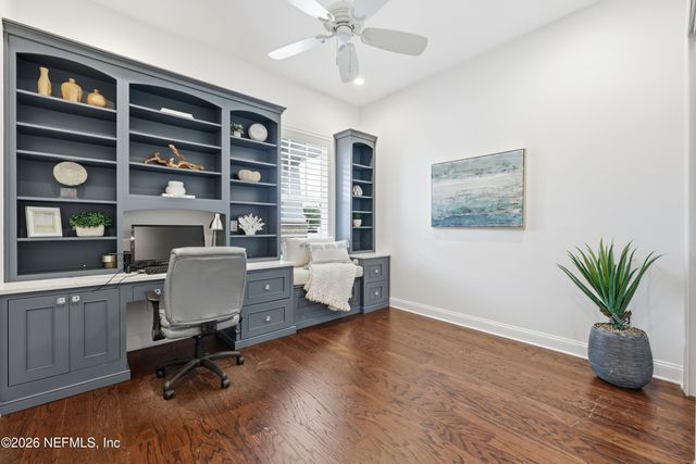 568 TIMBER BRIDGE Lane, Atlantic Beach, FL 32233