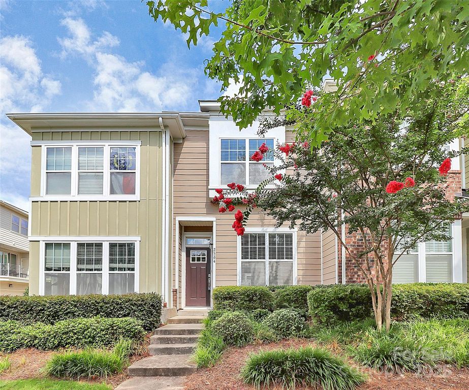 2564 Tranquil Oak Place, Charlotte, NC 28206