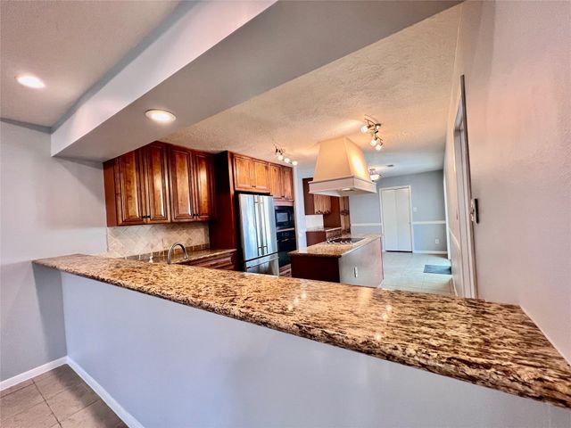 11407 Briar Rose Drive, Houston, TX 77077