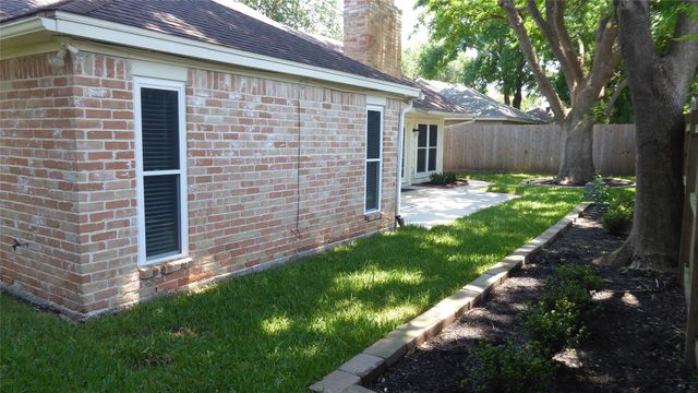 11407 Briar Rose Drive, Houston, TX 77077