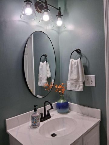 915 Charleston Court, Gainesville, GA 30501