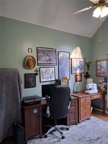 915 Charleston Court, Gainesville, GA 30501