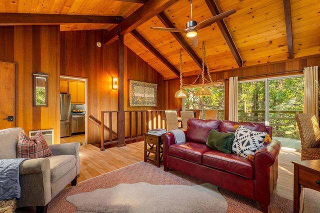 53274 Forest Lake Drive, Idyllwild, CA 92549