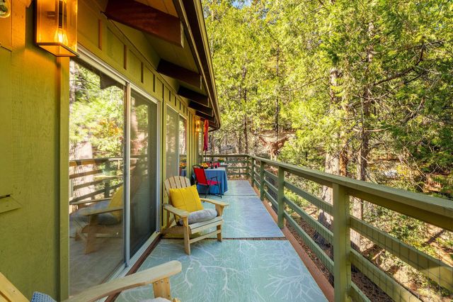 53274 Forest Lake Drive, Idyllwild, CA 92549