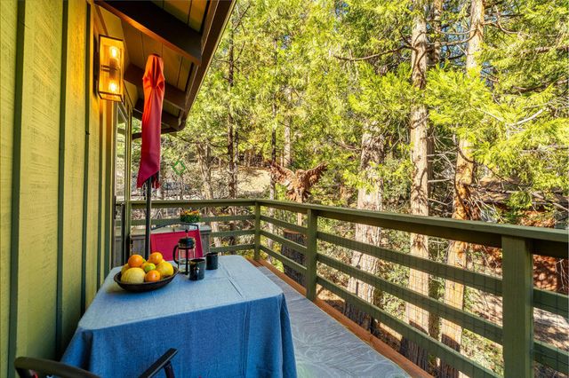 53274 Forest Lake Drive, Idyllwild, CA 92549