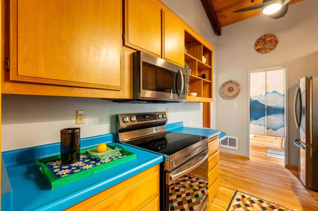 53274 Forest Lake Drive, Idyllwild, CA 92549