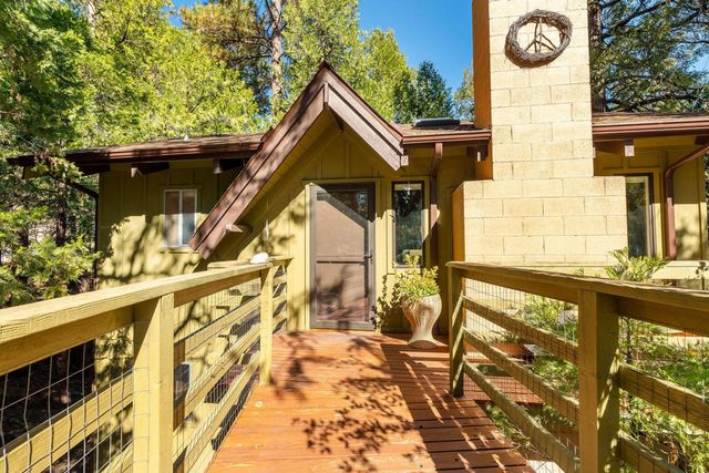 53274 Forest Lake Drive, Idyllwild, CA 92549
