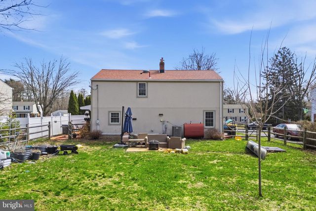 310 GREENWOOD RD, Lansdale, PA 19446