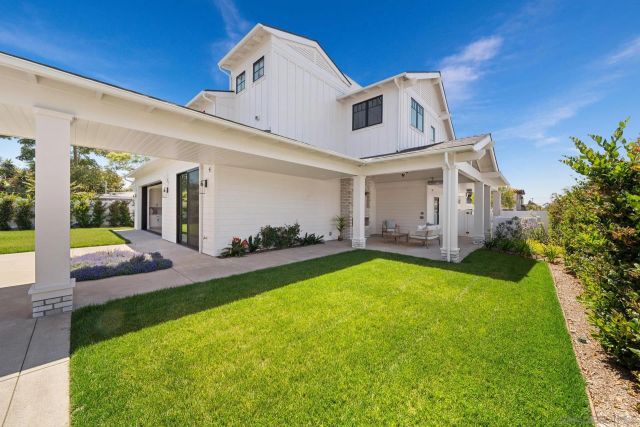 461 Country Club Ln, Coronado, CA 92118