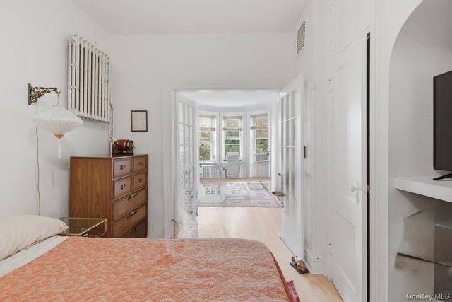 6063 Catalpa Avenue, Ridgewood, NY 11385