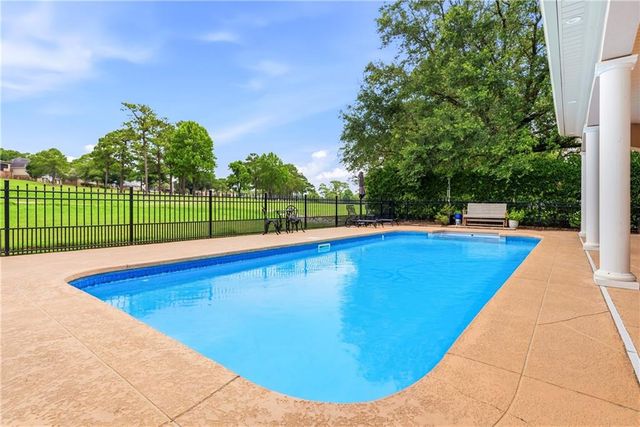 4164 Heron Lakes Drive, Mobile, AL 36693