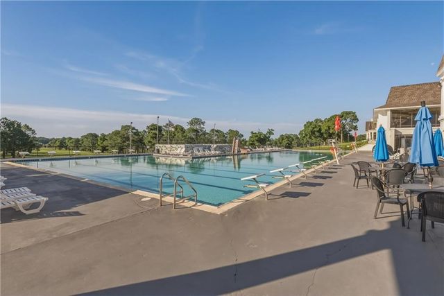 4164 Heron Lakes Drive, Mobile, AL 36693